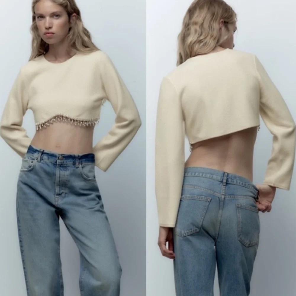 Zara SOFT SWEATSHIRT WITH RHINESTONES Pullover Cropped